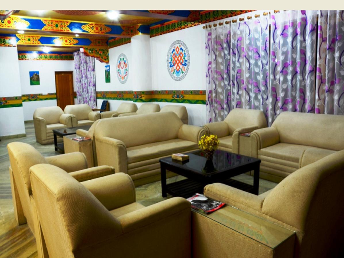 Tih Hotel Antelope Tm Лех Екстериор снимка